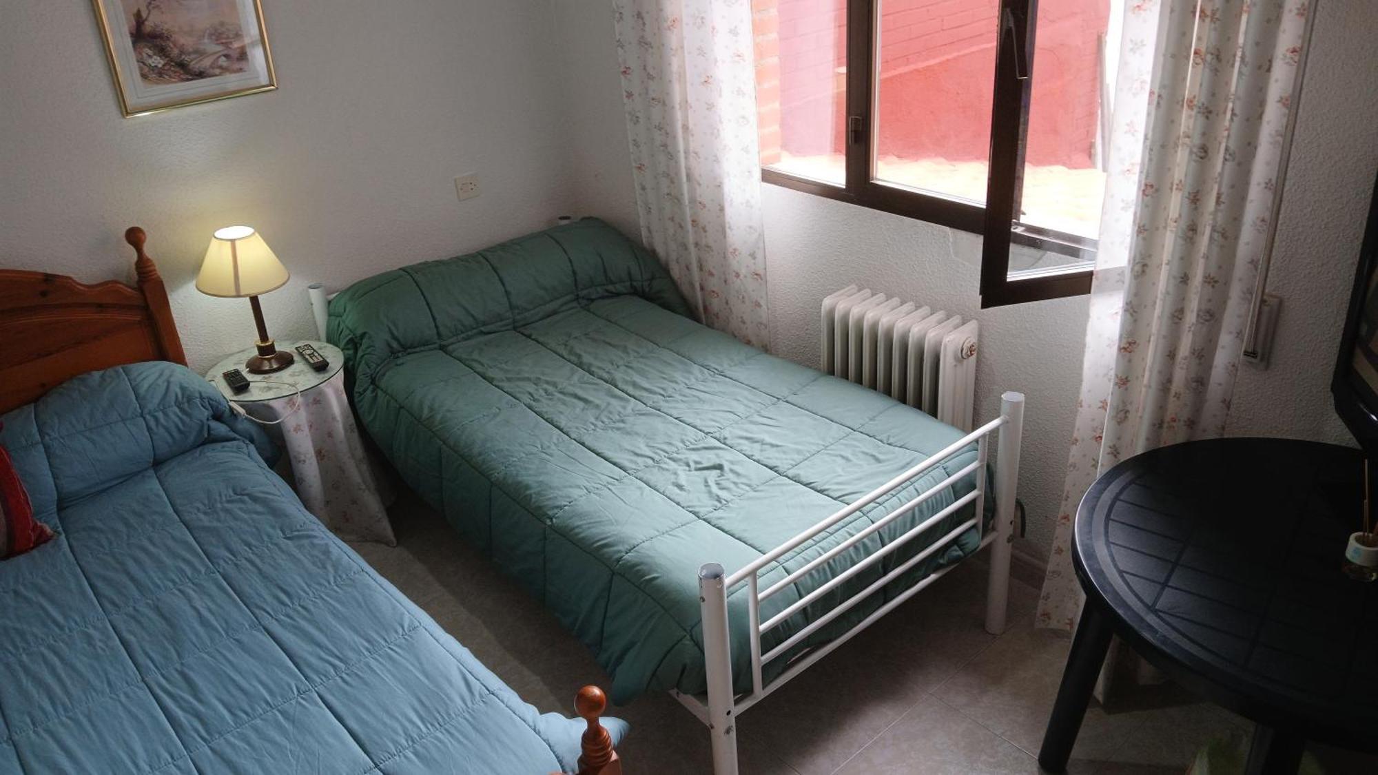 Habitacion Privada Doble En Толедо Экстерьер фото